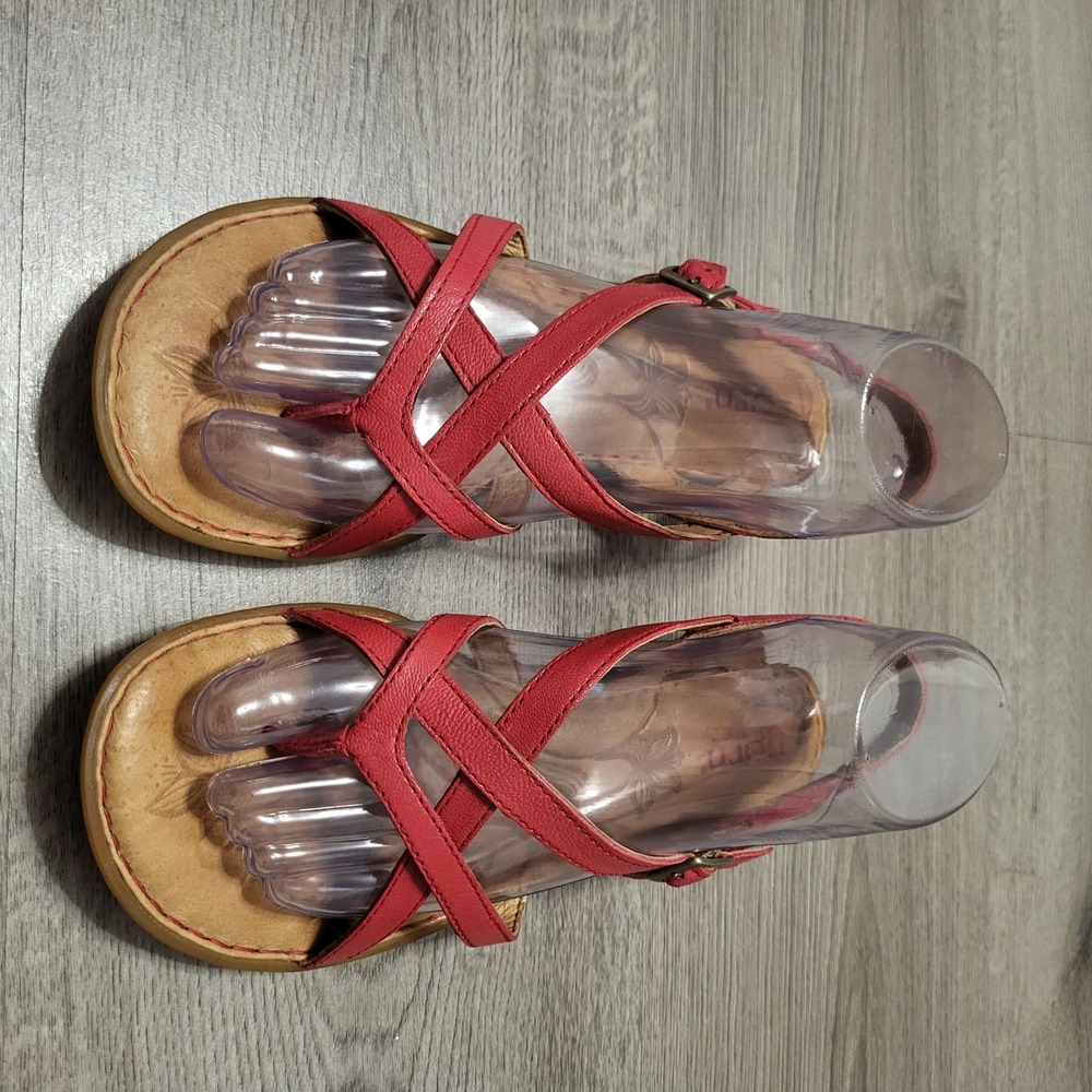 Born Red Leather Strappy Sandals Ankle Buckle Flat Comfort Shoes 7 Cushioned - Picture 2 of 8